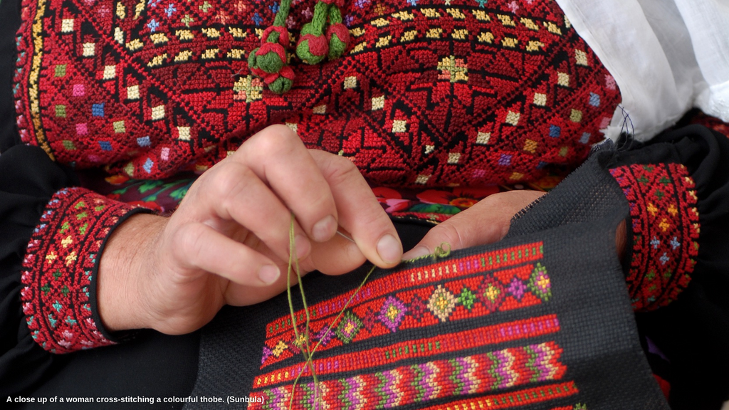 巴勒斯坦的传统服饰