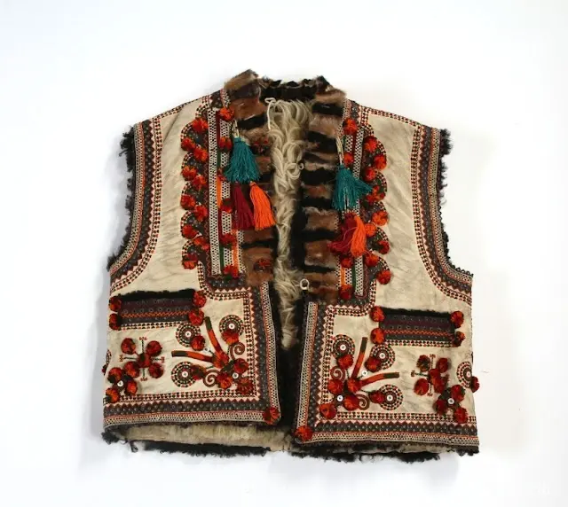 乌克兰外喀尔巴阡地区 Rakhiw 地区的 Hutsul 服装