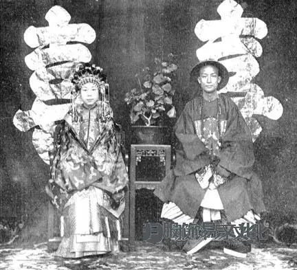 中国19世纪和20世纪婚礼服装变化