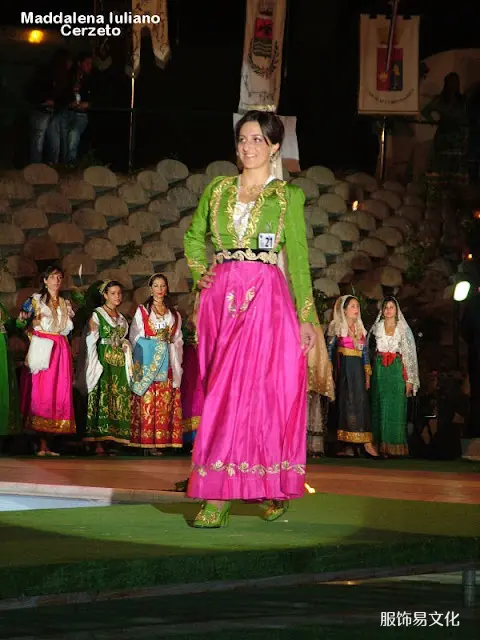 阿尔巴尼亚服饰