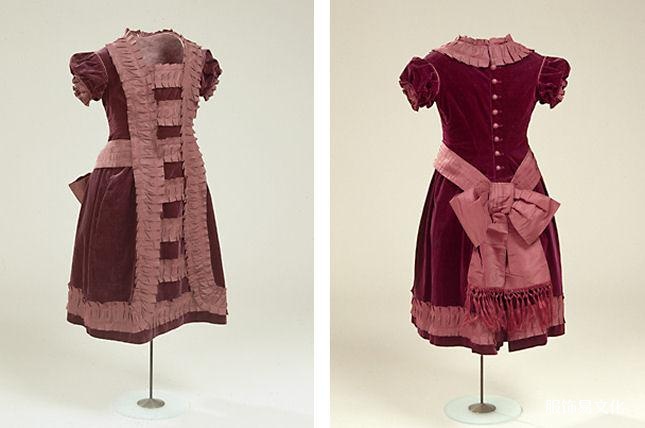 女孩的天鹅绒连衣裙，大约。 1877年