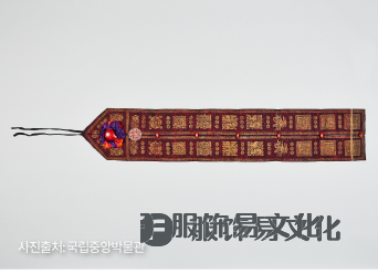 韩国朝鲜时期的服饰特点