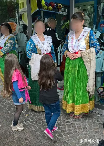 阿尔巴尼亚服饰