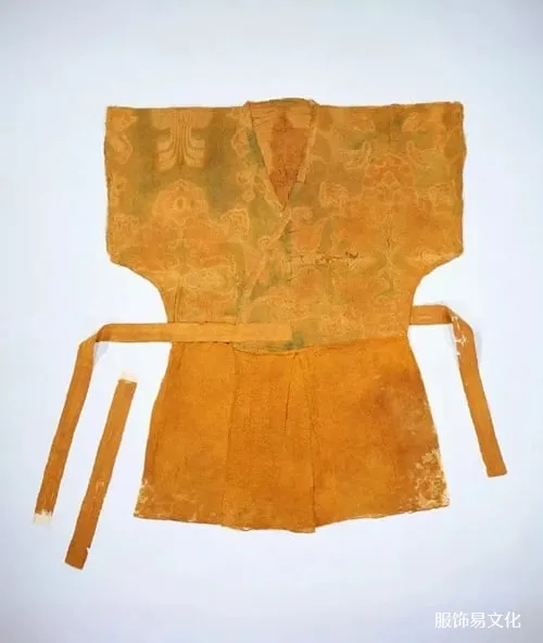 汉服出土四:阿斯塔纳墓地和正仓院仓库的唐代文物