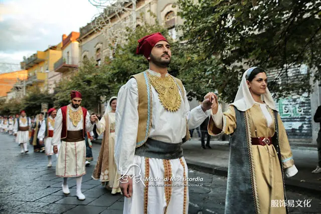 阿尔巴尼亚服饰