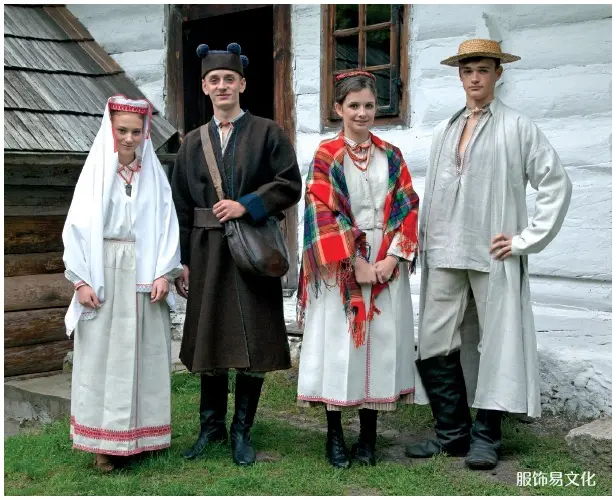 波兰和乌克兰地区服装特点