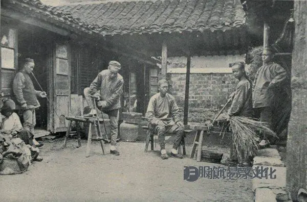 中国的乡村生活-服饰易文化翻译