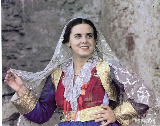 阿尔巴尼亚服饰