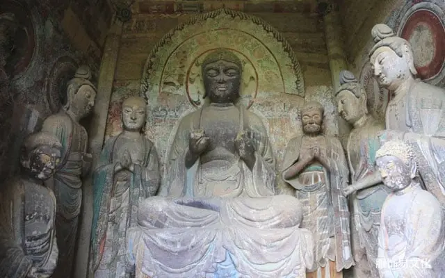 探索中国河西走廊的历史：丝绸之路的门户