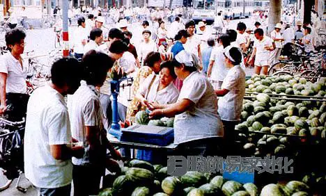 20世纪80年代和90年代，中国街头服装