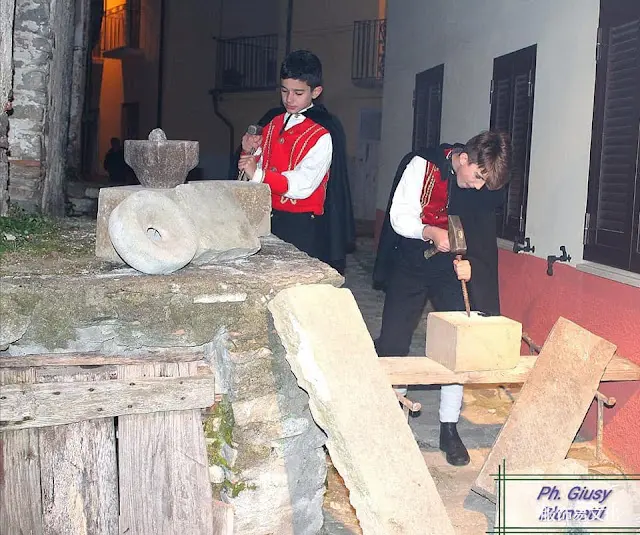 阿尔巴尼亚服饰