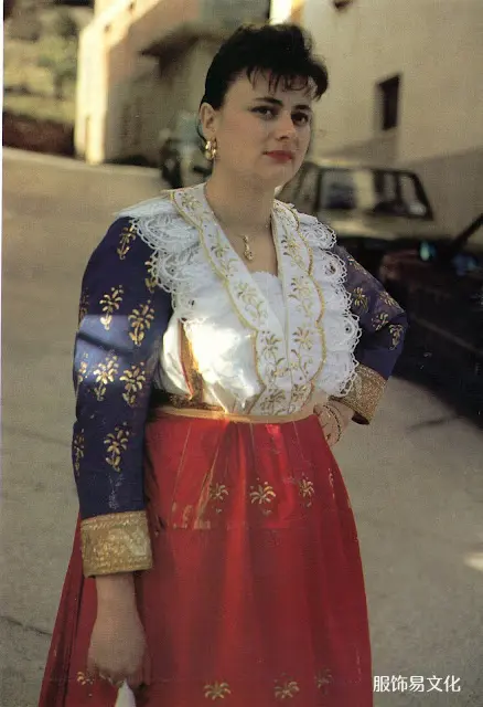 阿尔巴尼亚服饰