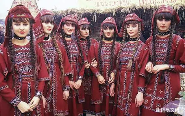 格鲁吉亚赫夫苏尔人的服装