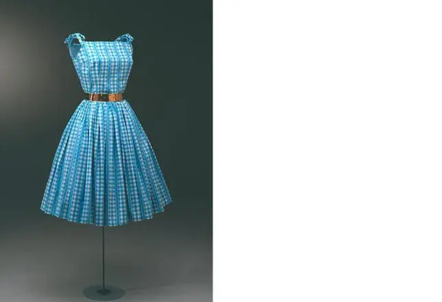 “碧姬·芭铎”风格格纹夏季连衣裙