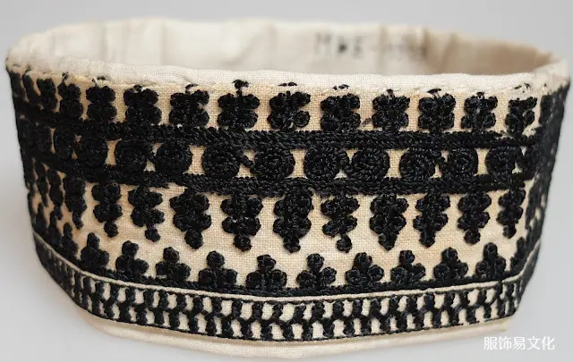 波兰和乌克兰地区的服装特点