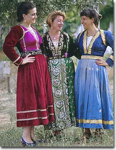 阿尔巴尼亚服饰