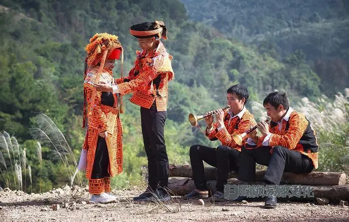 男装和女装有一些区别。 照片：VnExpress