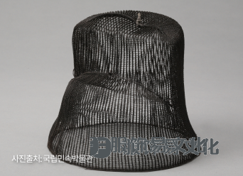 韩国朝鲜时期的服饰特点