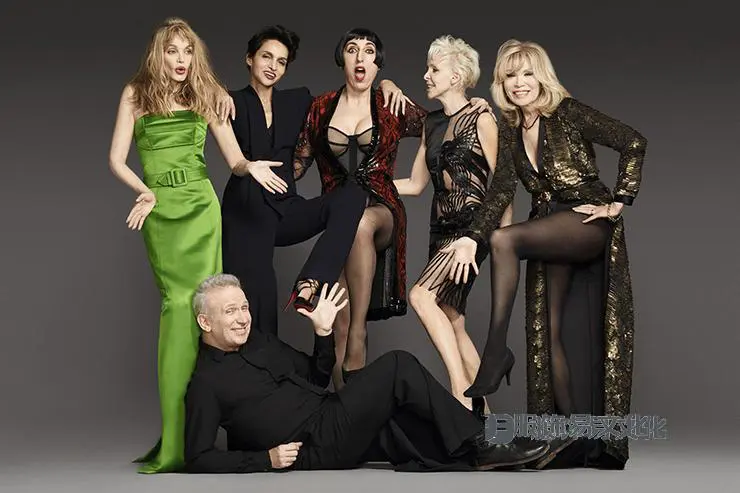 让·保罗·高缇耶简介