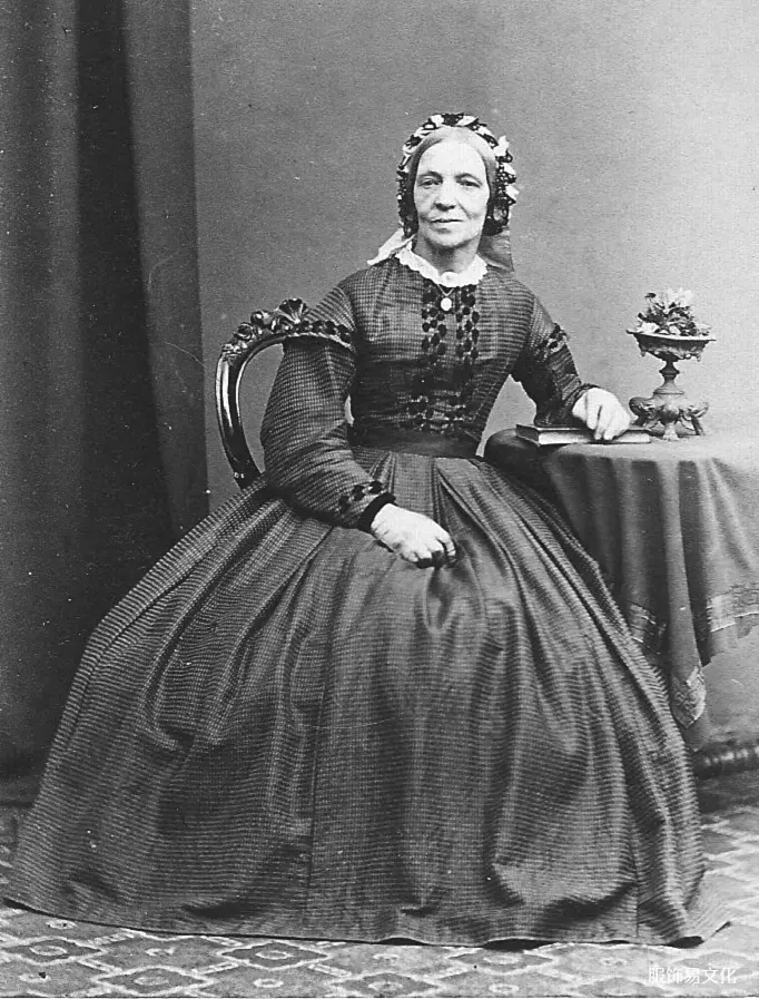 裙撑的结构和变化