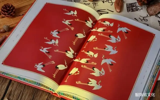 故宫的传统图案：其艺术设计背后的象征意义和意义