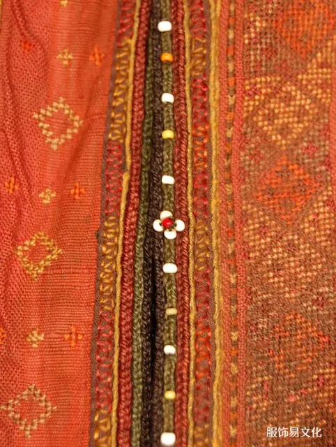 格鲁吉亚赫夫苏尔人的服装