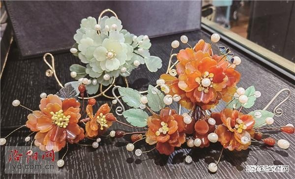 洛阳“90后”非遗传承人沁香:制作传统首饰 助推汉服国潮兴起