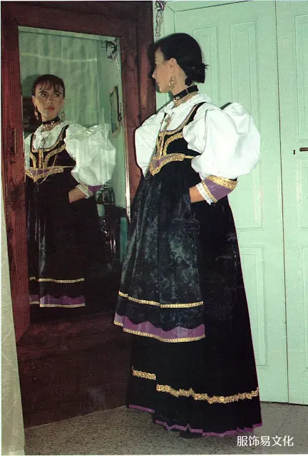 阿尔巴尼亚服饰