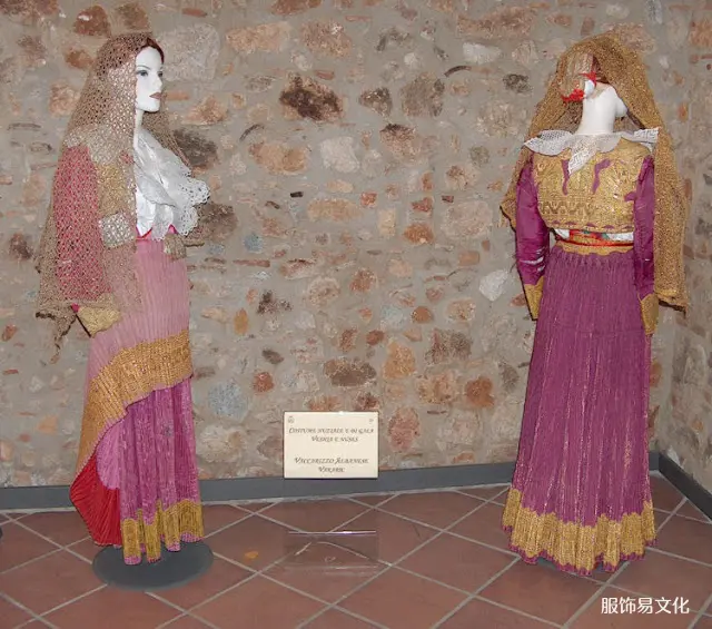 阿尔巴尼亚服饰