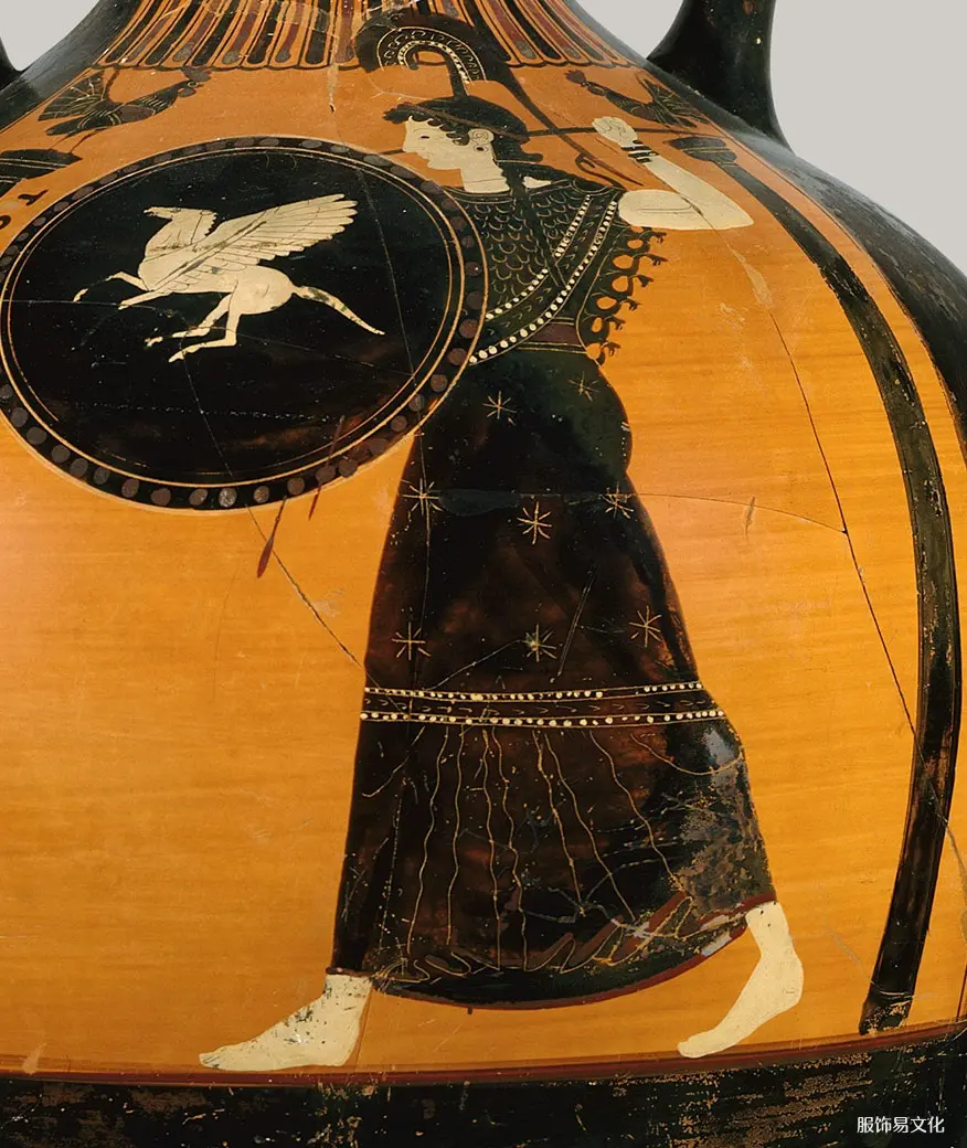 古希腊女性服装chiton、peplos 和 Himation