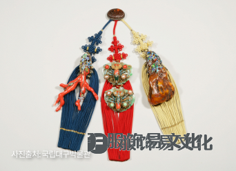 韩国朝鲜时期的服饰特点