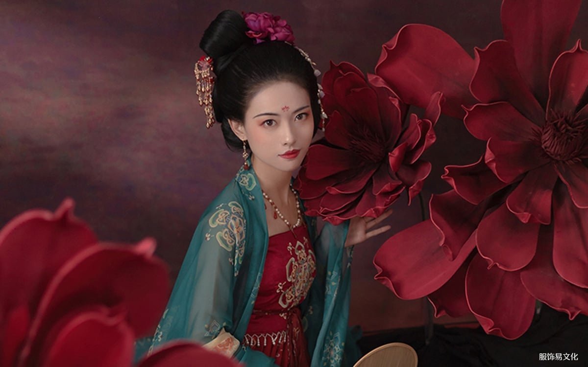 唐代女子妆容入门指南