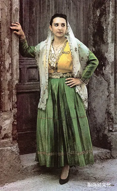 阿尔巴尼亚服饰