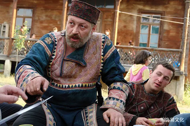 格鲁吉亚赫夫苏尔人的服装