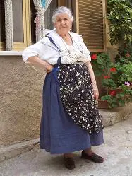 阿尔巴尼亚服饰