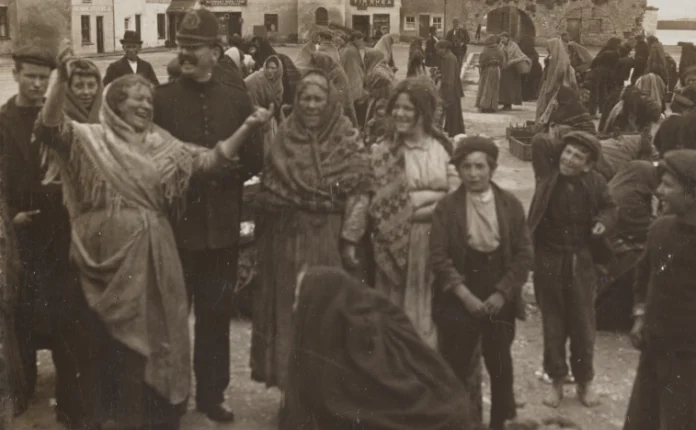 19 世纪的爱尔兰服饰