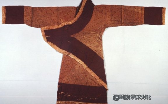 秦朝汉朝君臣官服