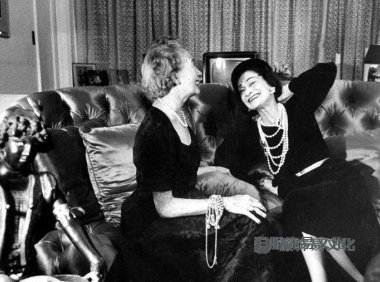 Carmel White 卡梅尔雪传记