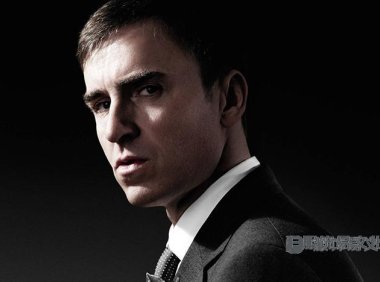 Raf Simons 皇家空军西蒙斯传记