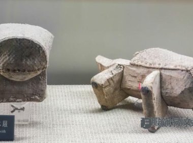 秦汉时期的鞋履袜