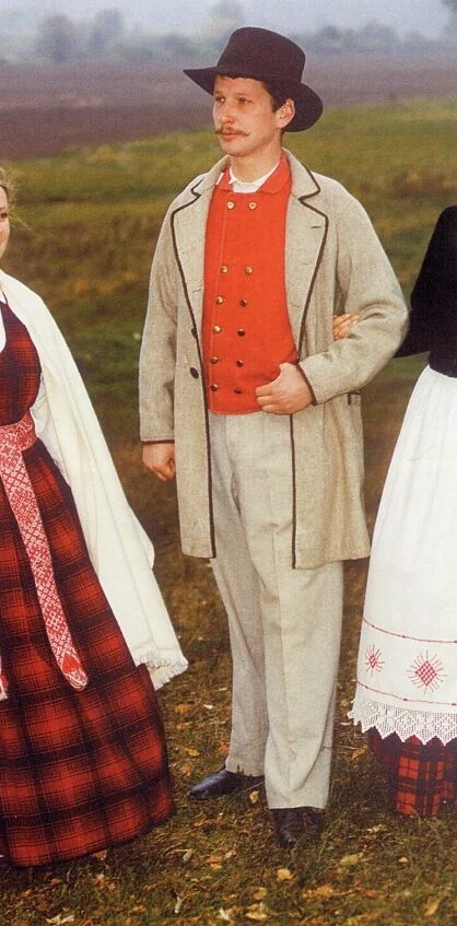 拉脱维亚的民族服饰