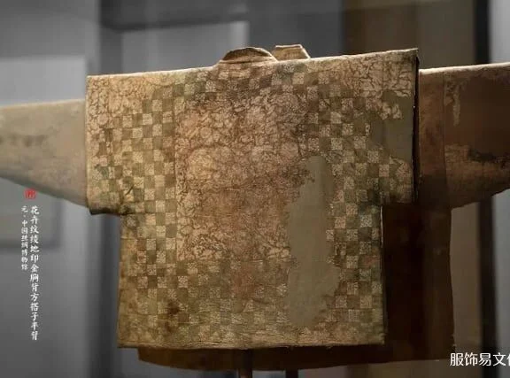 重新发现元朝汉服:穿越时空之旅