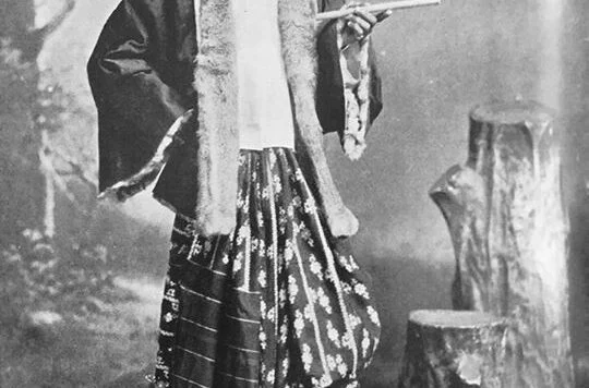 缅甸男装的起源