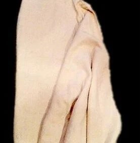 阿尔及利亚 Burnous – 带尖头兜帽的迷人斗篷