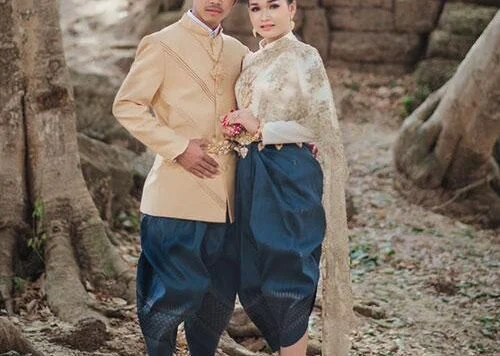 柬埔寨高棉传统 Sampot 是什么样的衣服?