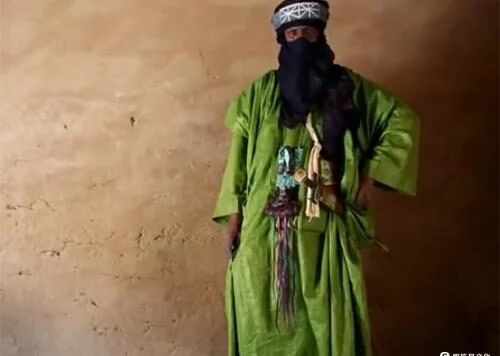 阿尔及利亚不同地区的民间服装