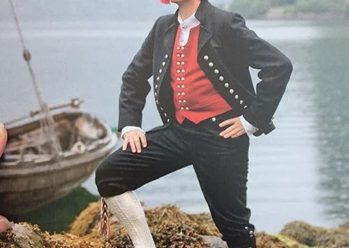 挪威布纳德(Bunad):历史、着装规则和地区差异