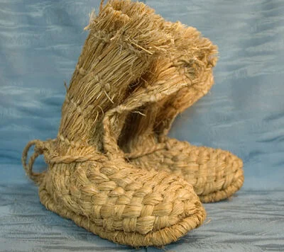 日本草靴 – 手工制作的传统鞋类