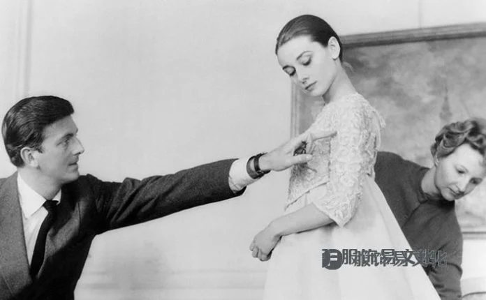 休伯特·纪梵希-顶级服装设计师(Hubert de Givenchy)传记