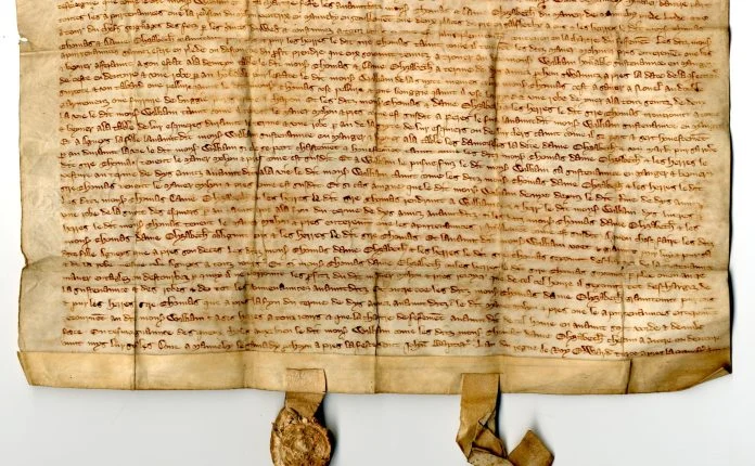 中世纪:14 世纪骑士的制服